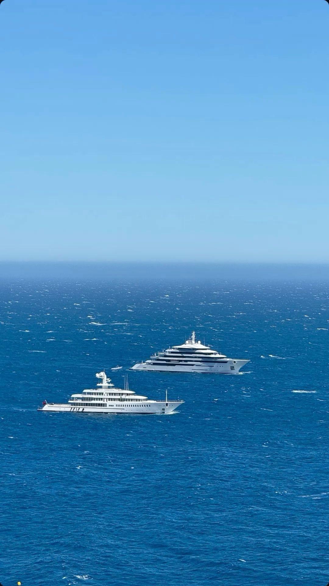 Location de yacht organisée par WEAREAHM